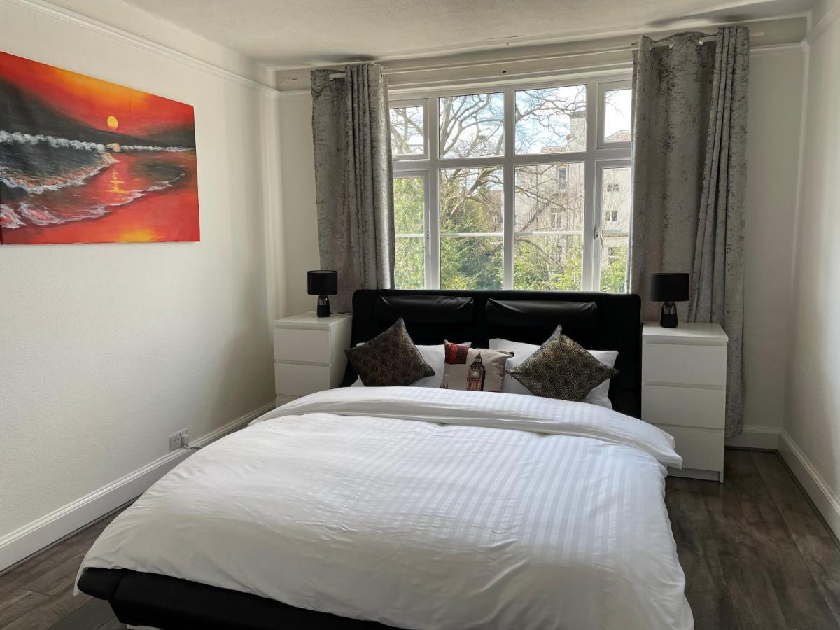 Bright And Spacious 2 Bedroom Apartment Sutton  Eksteriør bilde