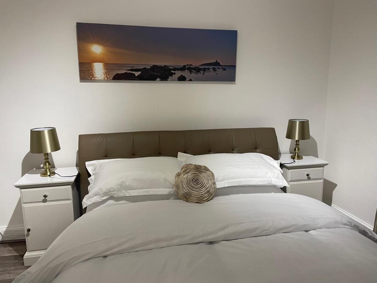 Bright And Spacious 2 Bedroom Apartment Sutton  Eksteriør bilde